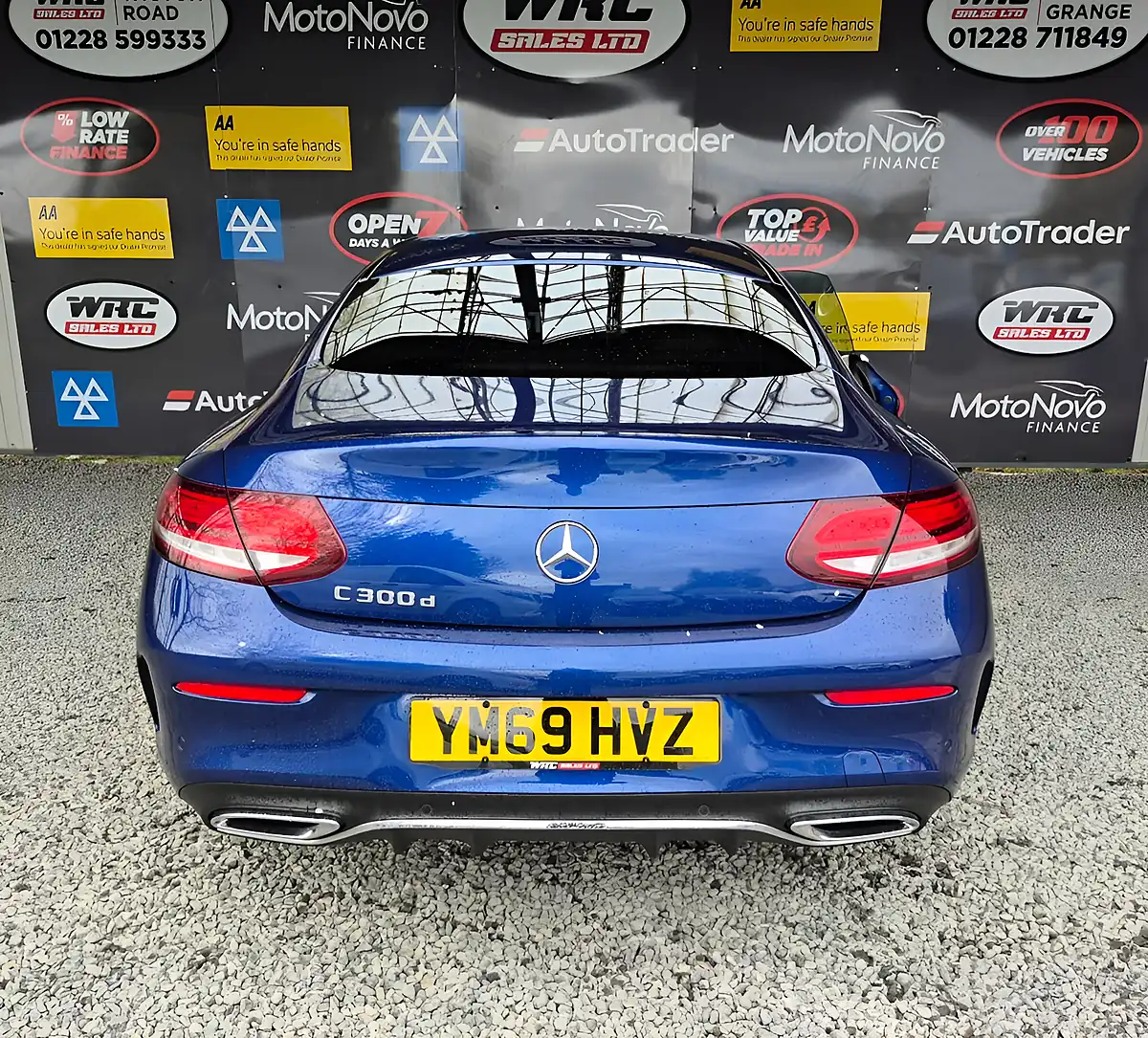 Used 2019 Mercedes-Benz C-Class AMG Line (premium) Blue - Interior and Exterior details 8
