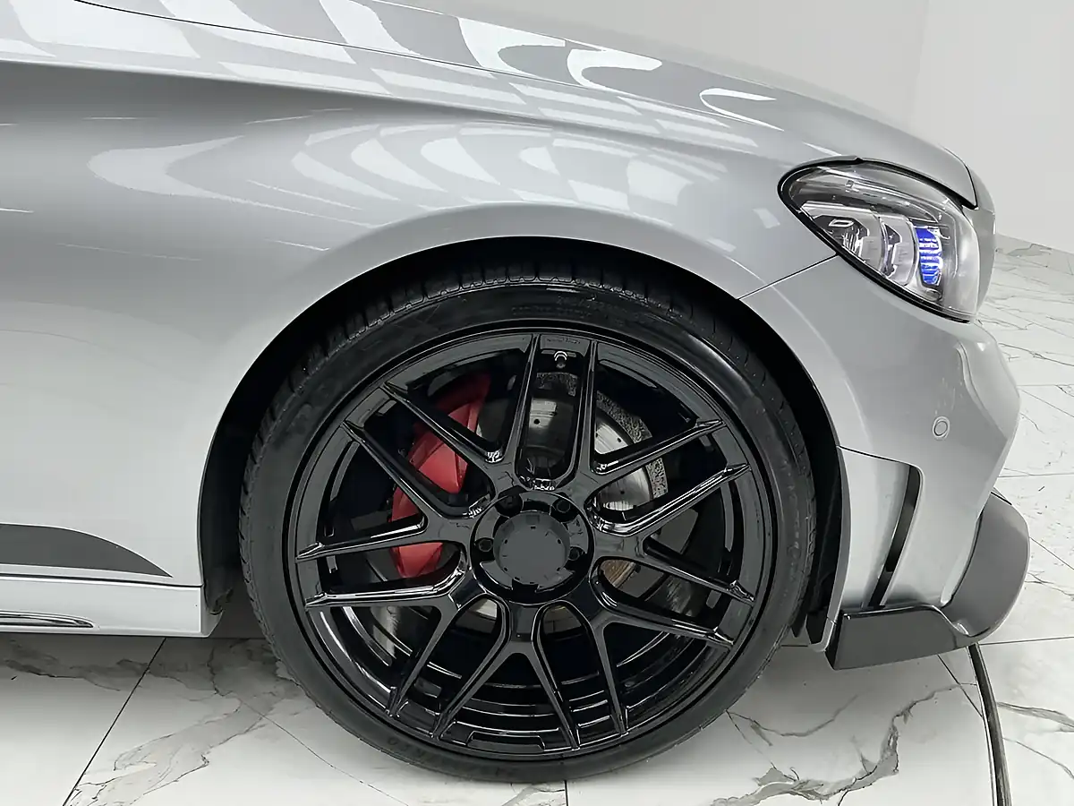 Used 2019 Mercedes-Benz C-Class AMG Line (premium) Iridium Silver - Interior and Exterior details 16