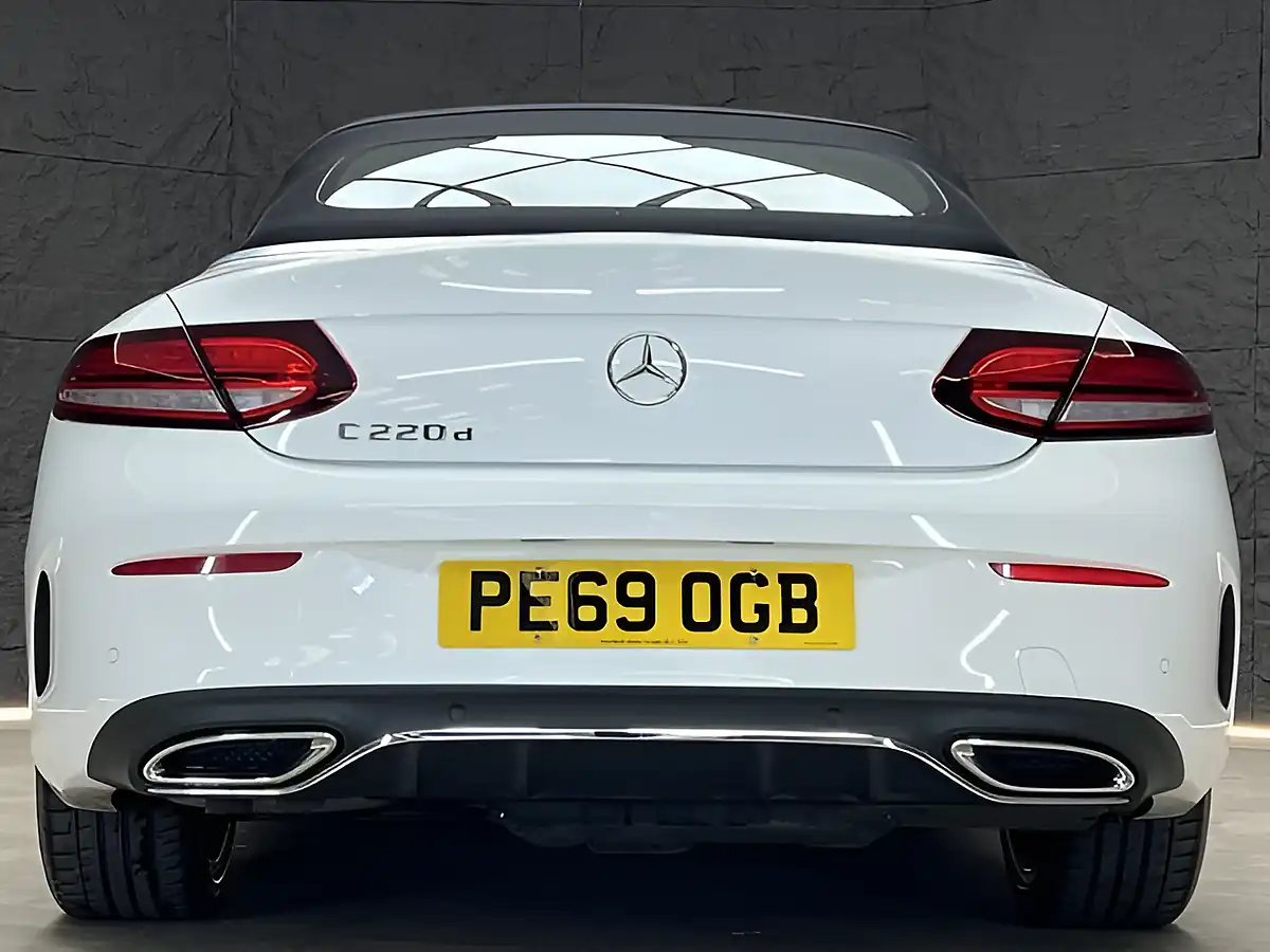 Used 2019 Mercedes-Benz C-Class AMG Line (premium Plus) Polar White - Interior and Exterior details 14