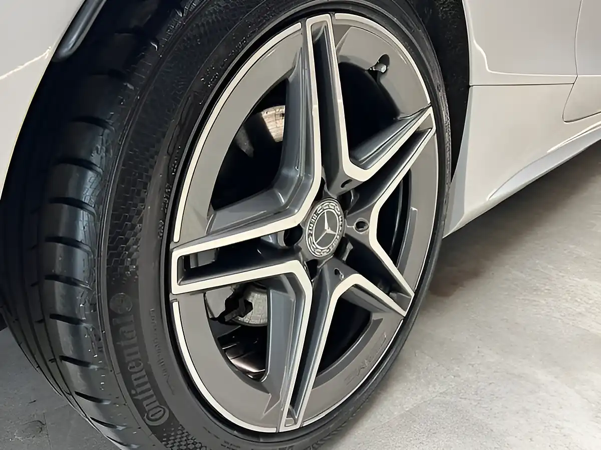 Used 2019 Mercedes-Benz C-Class AMG Line (premium Plus) Polar White - Interior and Exterior details 19