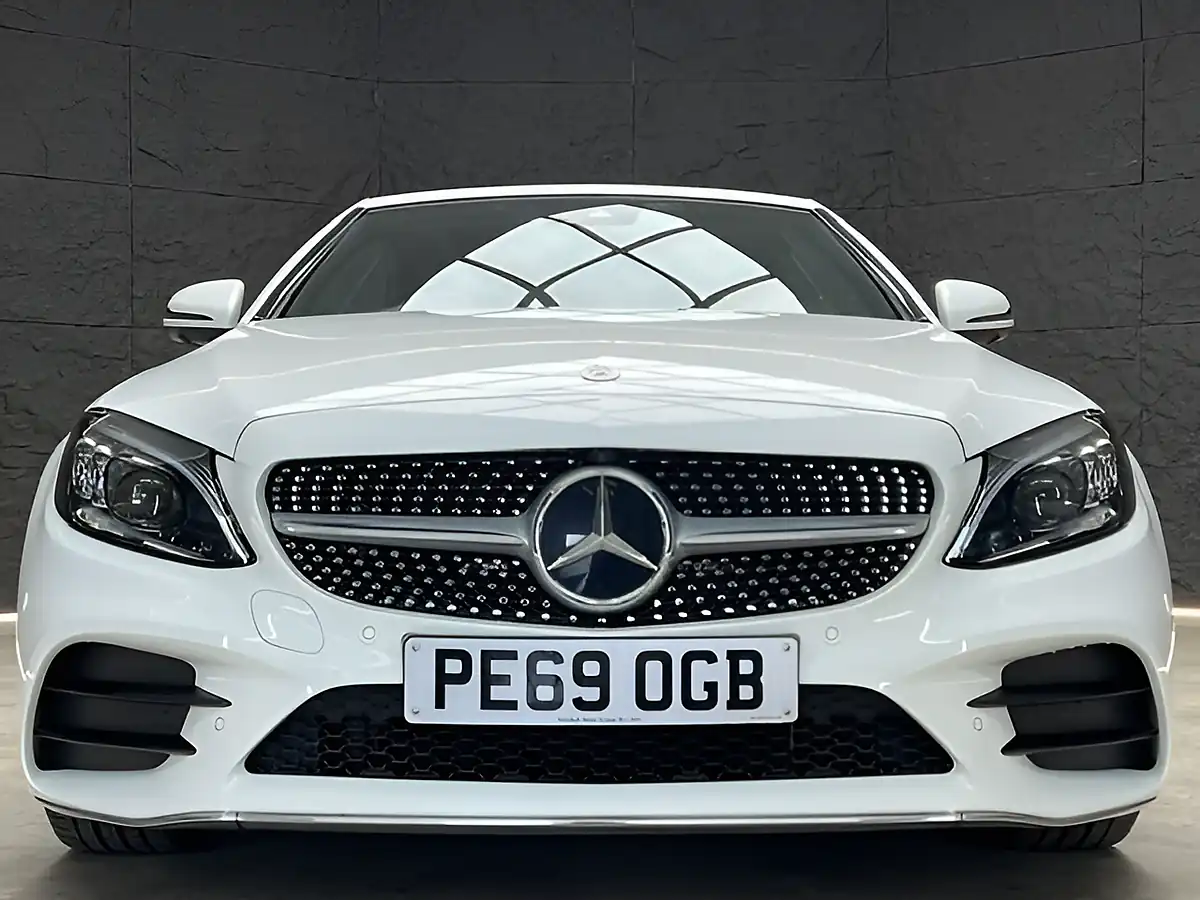 Used 2019 Mercedes-Benz C-Class AMG Line (premium Plus) Polar White - Interior and Exterior details 5