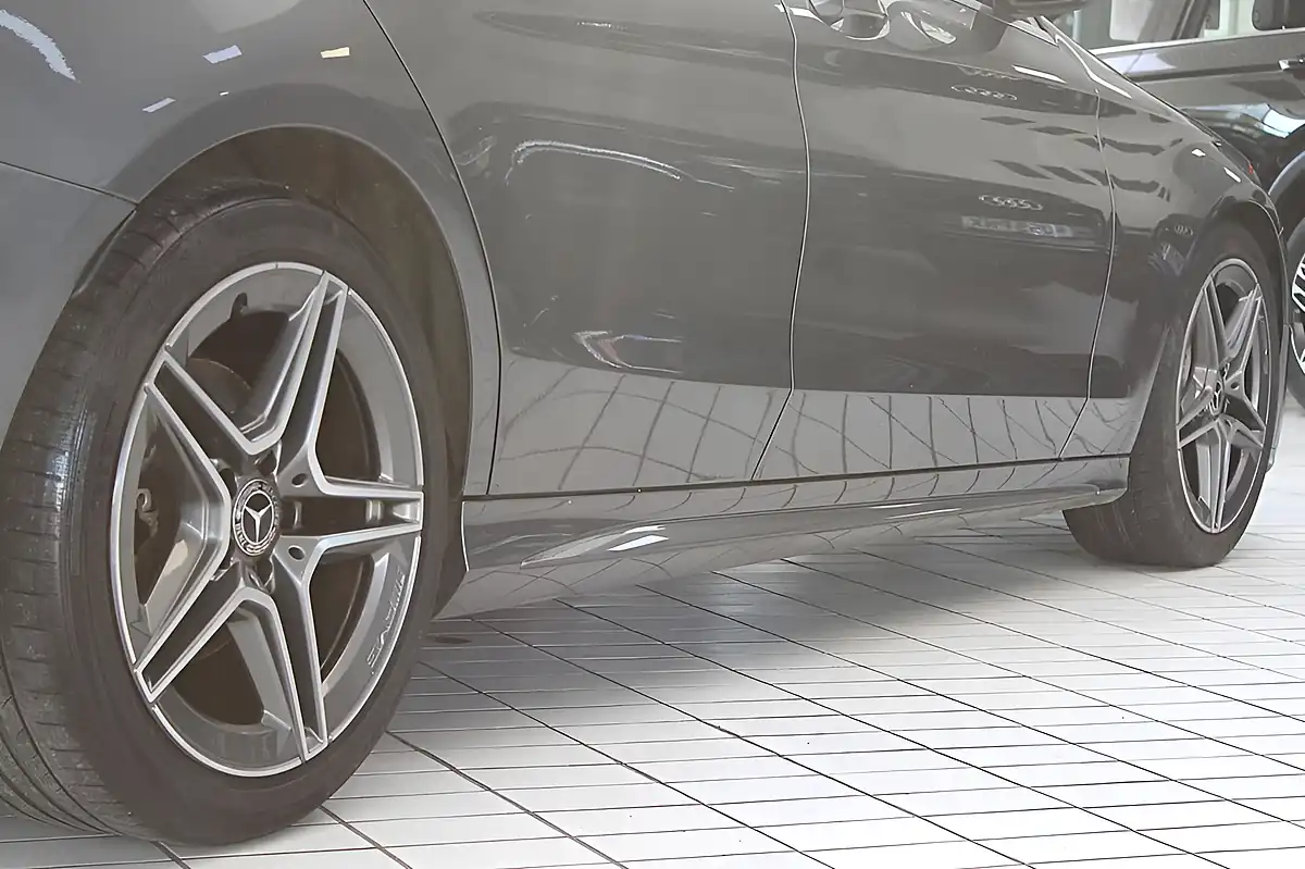 Used 2019 Mercedes-Benz C-Class AMG Line (premium) Selenite Grey - Interior and Exterior details 14