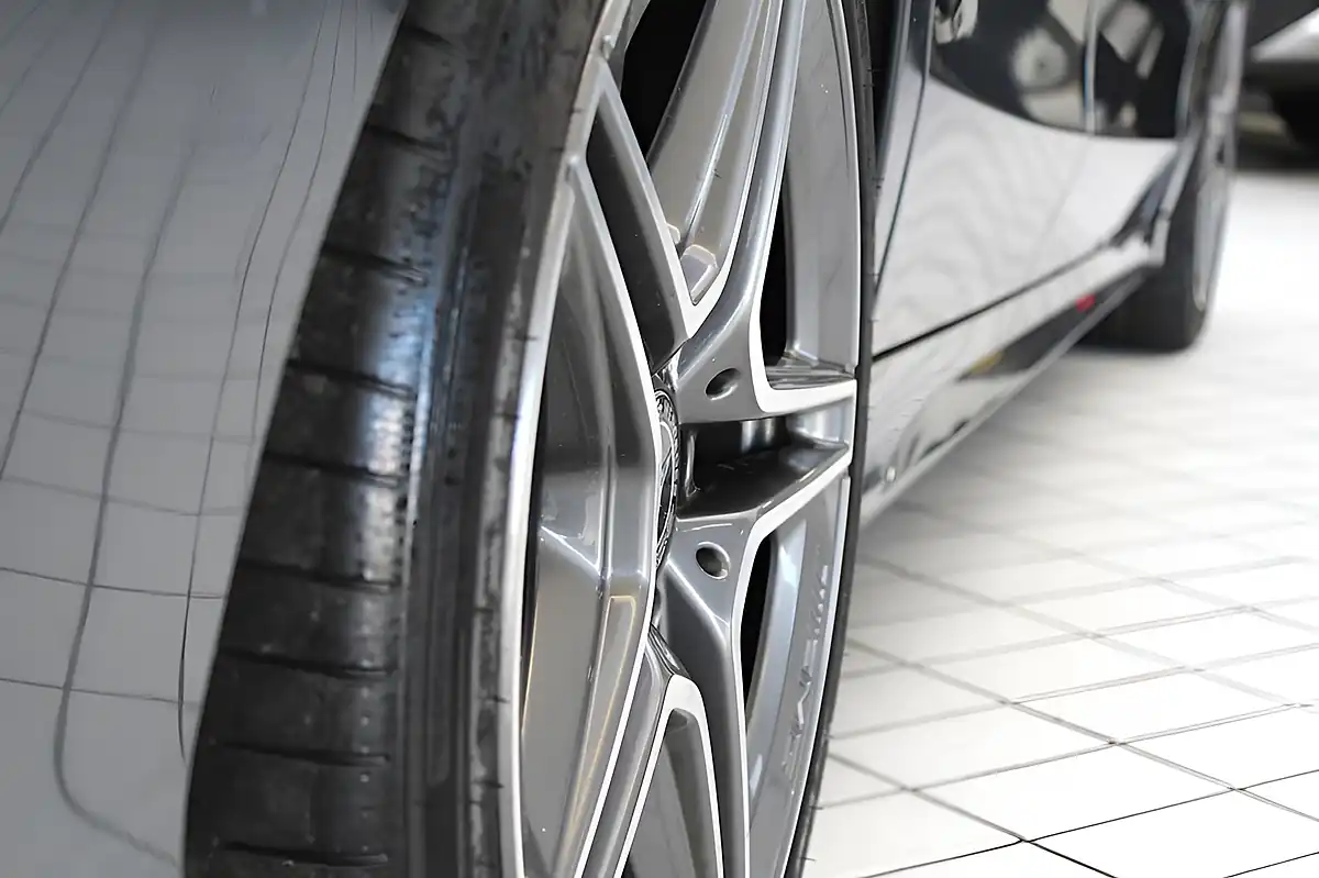 Used 2019 Mercedes-Benz C-Class AMG Line (premium) Selenite Grey - Interior and Exterior details 15