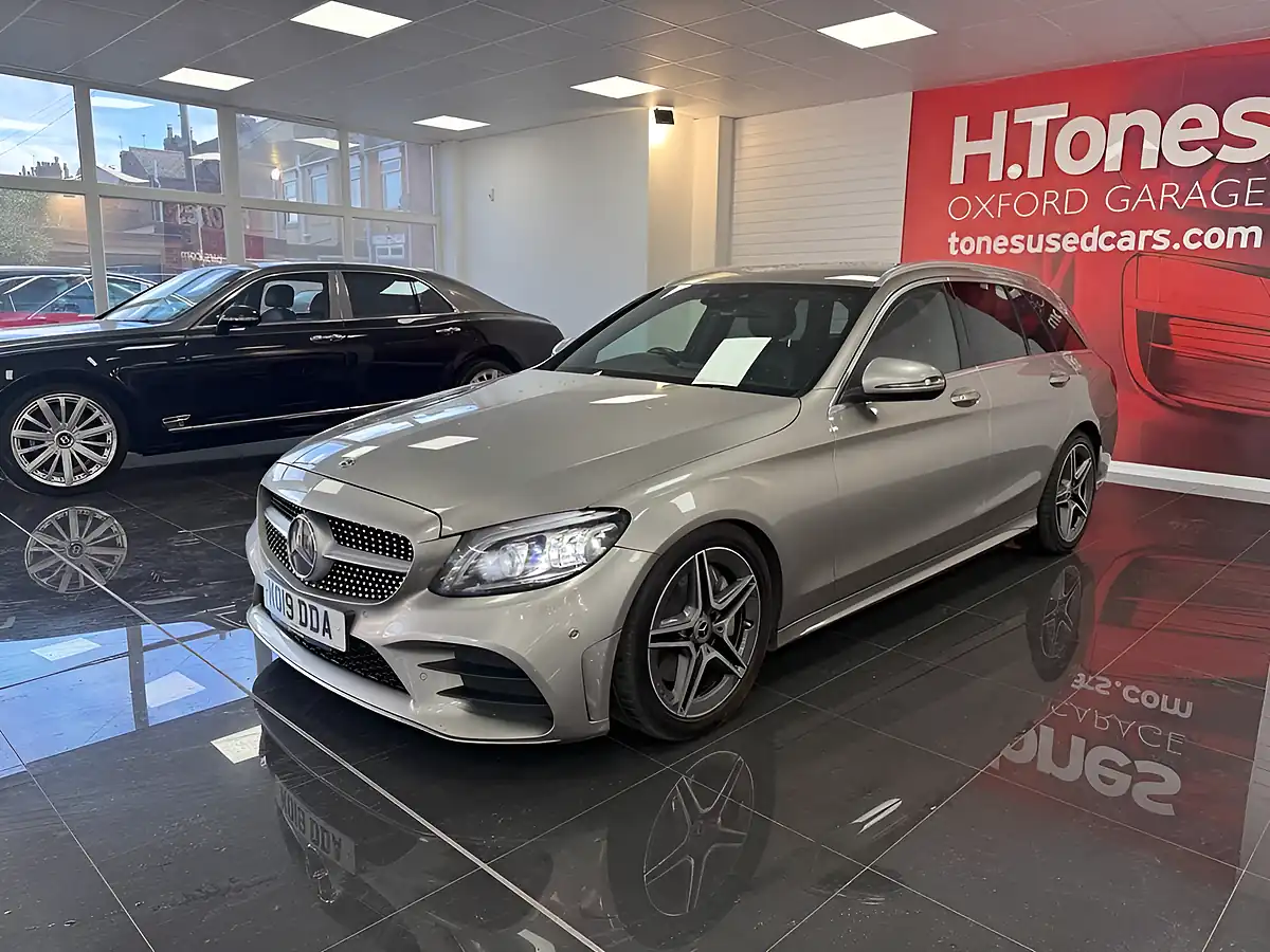 Used 2019 Mercedes-Benz C-Class AMG Line (premium) Silver - Interior and Exterior details 18