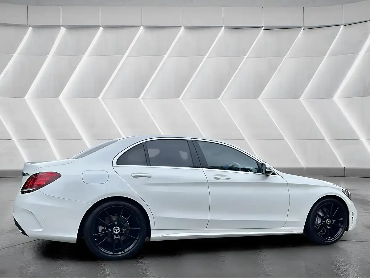 Used 2019 Mercedes-Benz C Class AMG Line Premium White - Interior and Exterior details 6