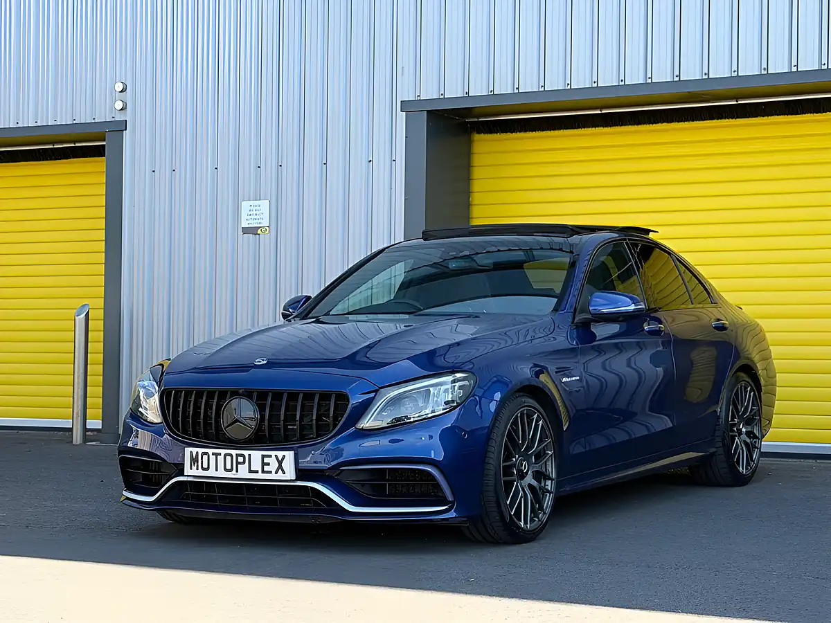 Used 2019 Mercedes-Benz C Class Premium Plus Blue - Interior and Exterior details 5