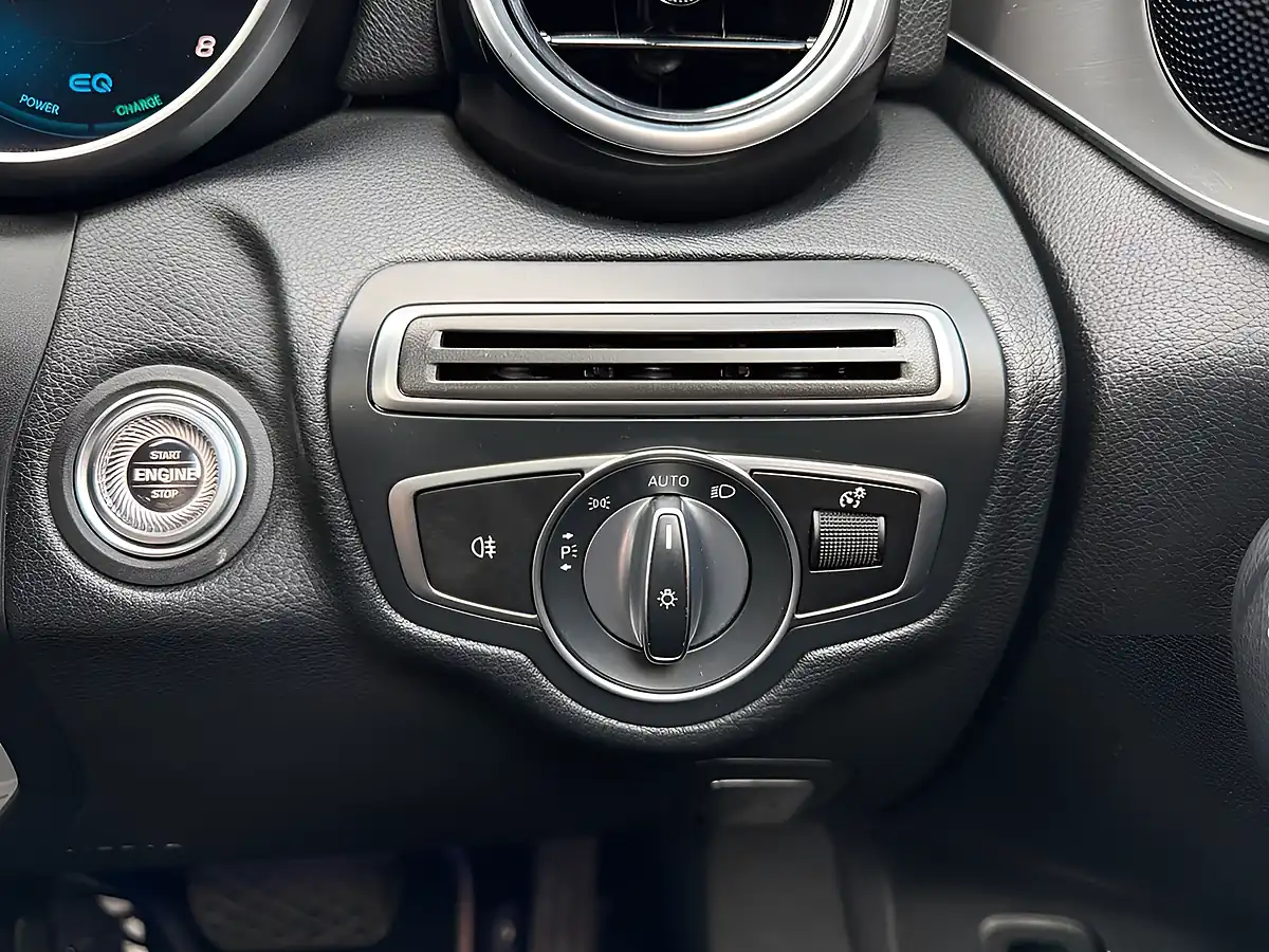 Used 2019 Mercedes-Benz C Class Sport Grey - Interior and Exterior details 16