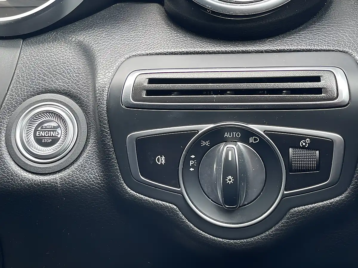 Used 2019 Mercedes-Benz C Class Sport Iridium Silver - Interior and Exterior details 13