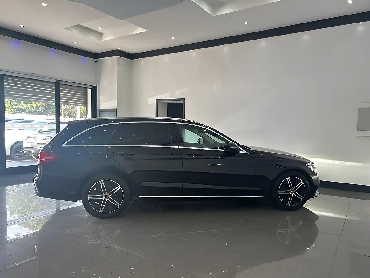 Used 2019 Mercedes-Benz C Class Sport Premium Black - Interior and Exterior details 11