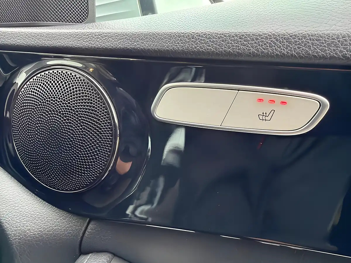 Used 2019 Mercedes-Benz C Class Sport Silver - Interior and Exterior details 16