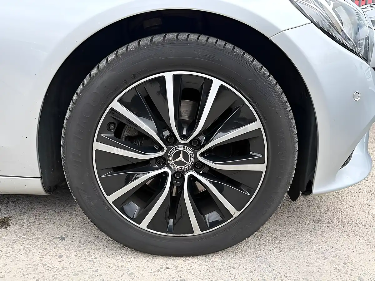 Used 2019 Mercedes-Benz C Class Sport Silver - Interior and Exterior details 20