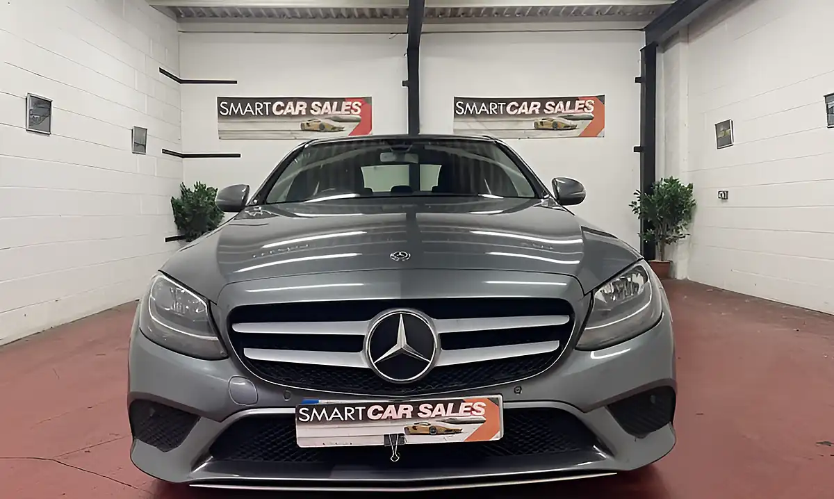 Used 2019 Mercedes-Benz C220 Se Metallic Grey - Interior and Exterior details 4