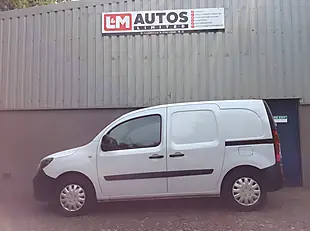 Used 2019 Mercedes-Benz Citan 109 White - Interior and Exterior details 4