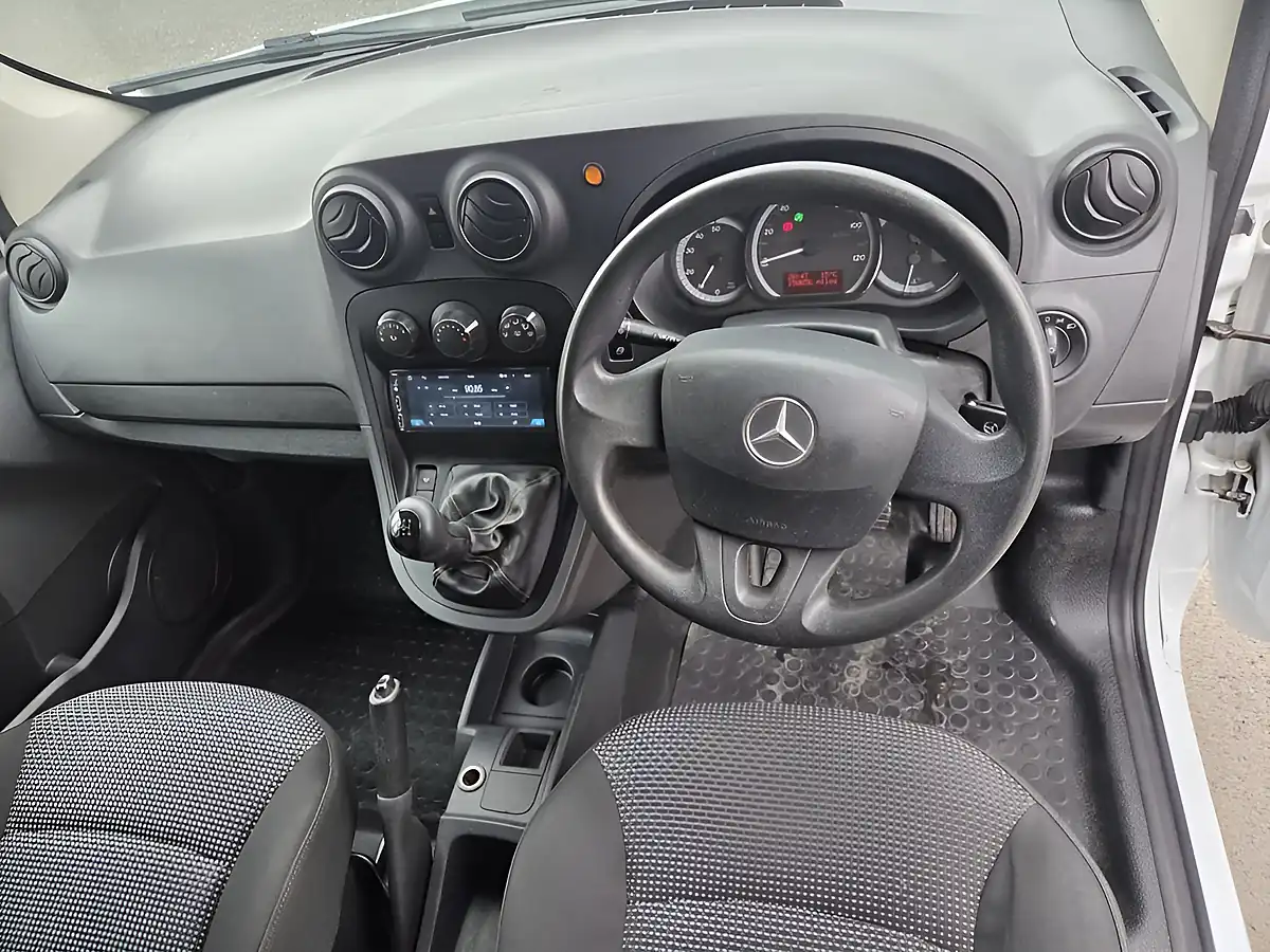 Used 2019 Mercedes-Benz Citan Blue Efficiency White - Interior and Exterior details 11