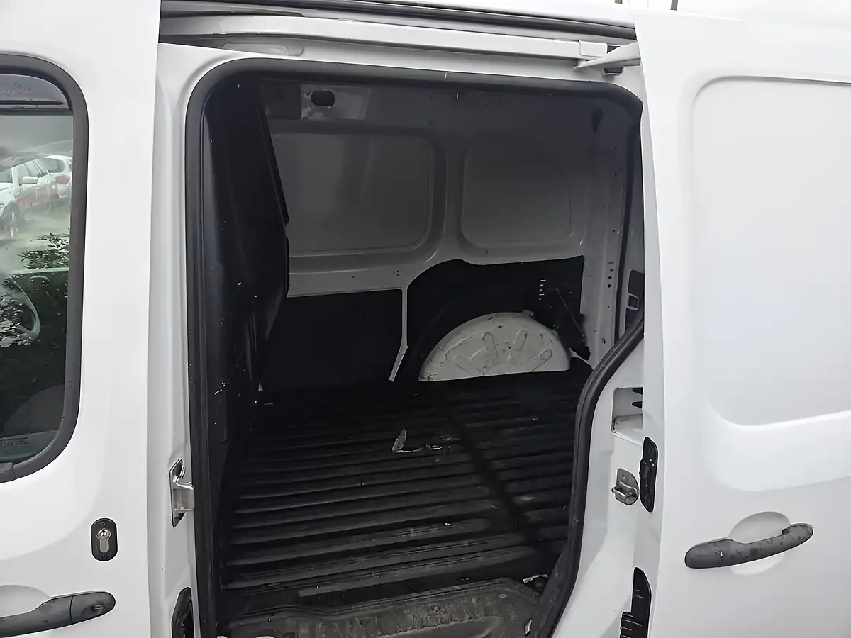 Used 2019 Mercedes-Benz Citan Blue Efficiency White - Interior and Exterior details 8