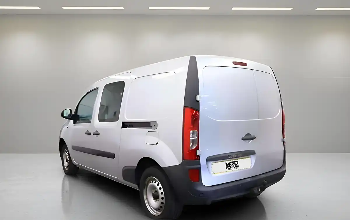 Used 2019 Mercedes-Benz Citan Crew Van L3 Silver - Interior and Exterior details 10