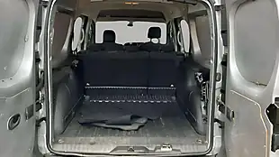 Used 2019 Mercedes-Benz Citan Crew Van L3 Silver - Interior and Exterior details 9