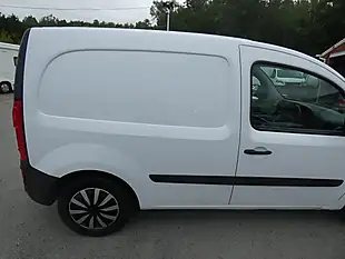 Used 2019 Mercedes-Benz Citan L2 Alpine White - Interior and Exterior details 15
