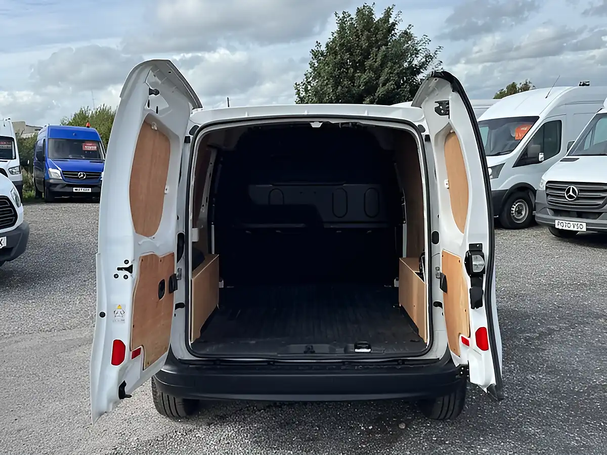 Used 2019 Mercedes-Benz Citan Long Lwb L2 White - Interior and Exterior details 3
