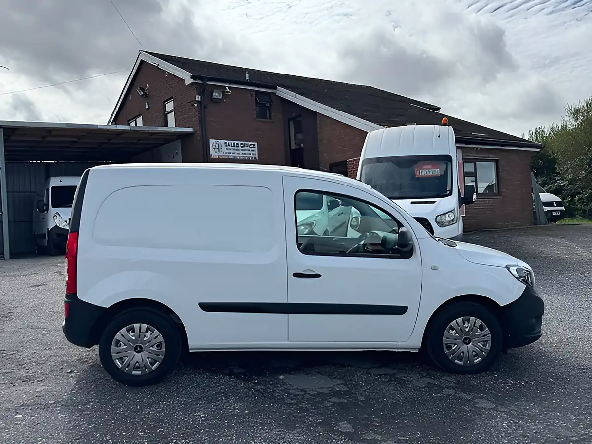 Used 2019 Mercedes-Benz Citan Long Lwb L2 White - Interior and Exterior details 4