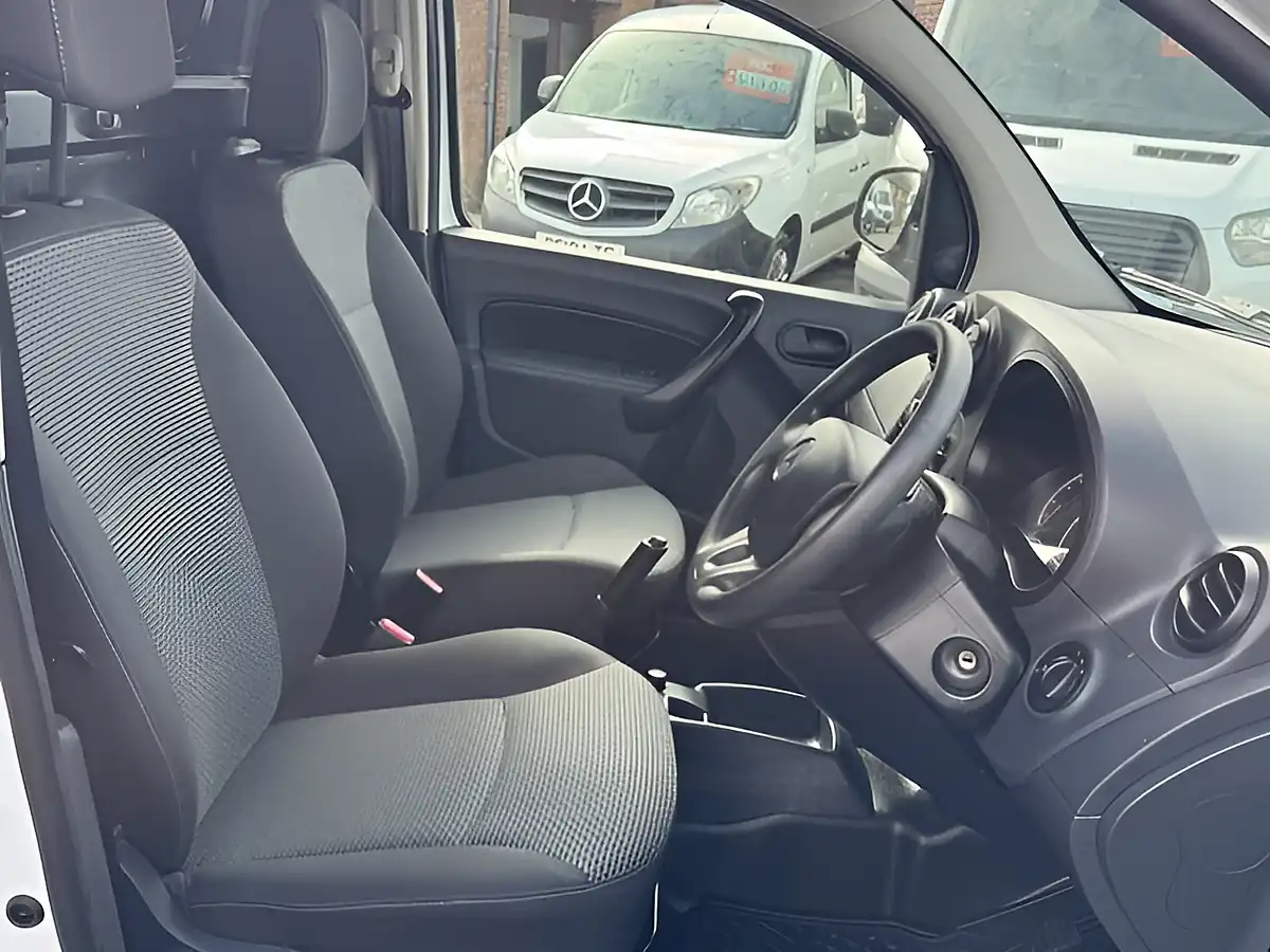 Used 2019 Mercedes-Benz Citan Long Lwb L2 White - Interior and Exterior details 9