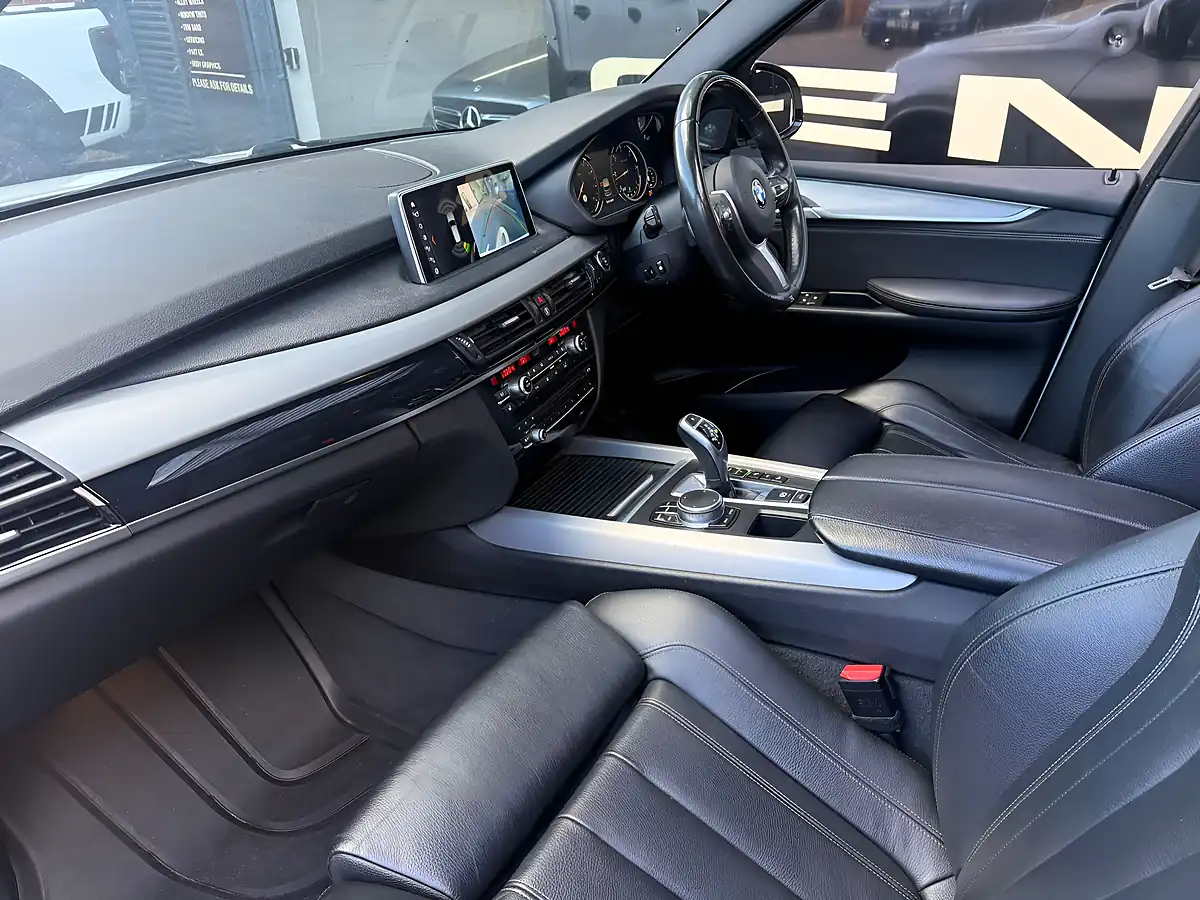 Used 2019 Mercedes-Benz Cla AMG Line Night Edition Plus Shooting Brake Polar White - Interior and Exterior details 3