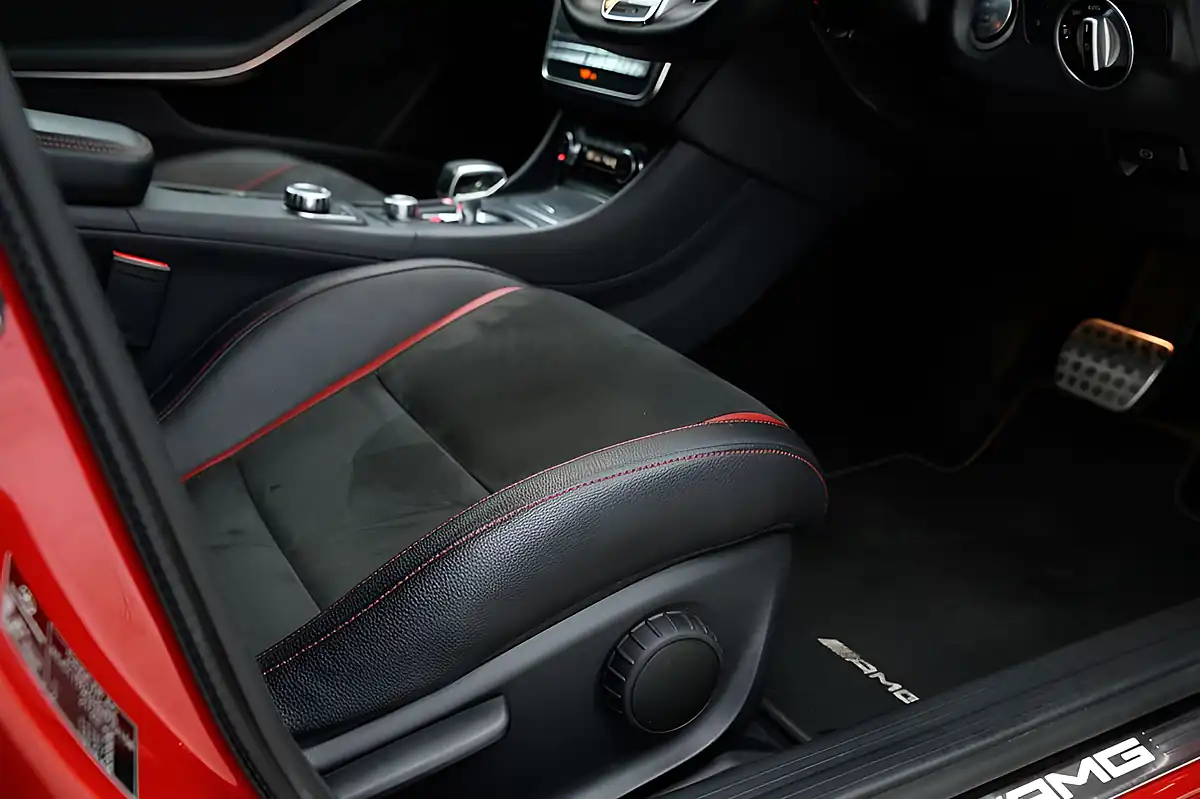 Used 2019 Mercedes-Benz Cla Night Edition Shooting Brake Red - Interior and Exterior details 16