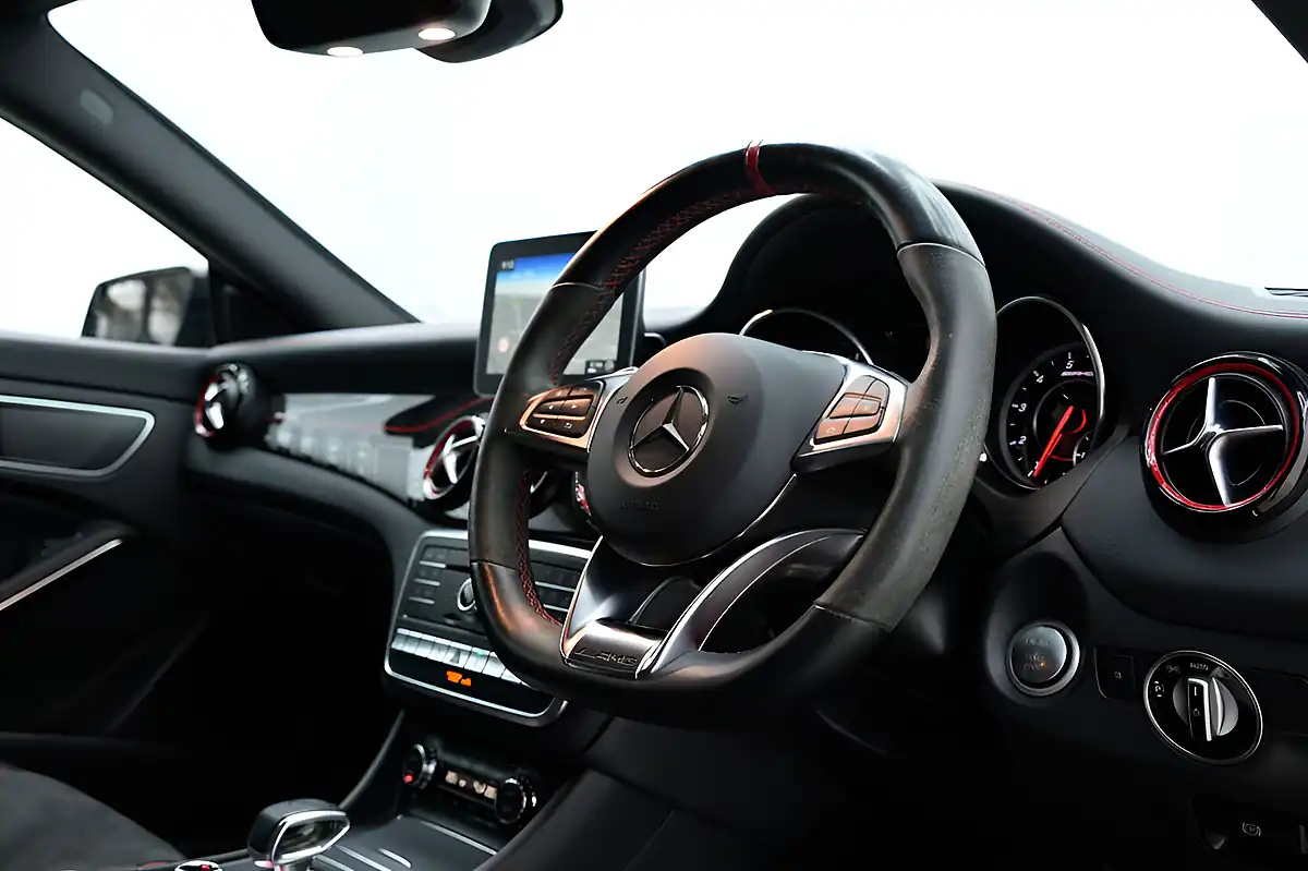 Used 2019 Mercedes-Benz Cla Night Edition Shooting Brake Red - Interior and Exterior details 17