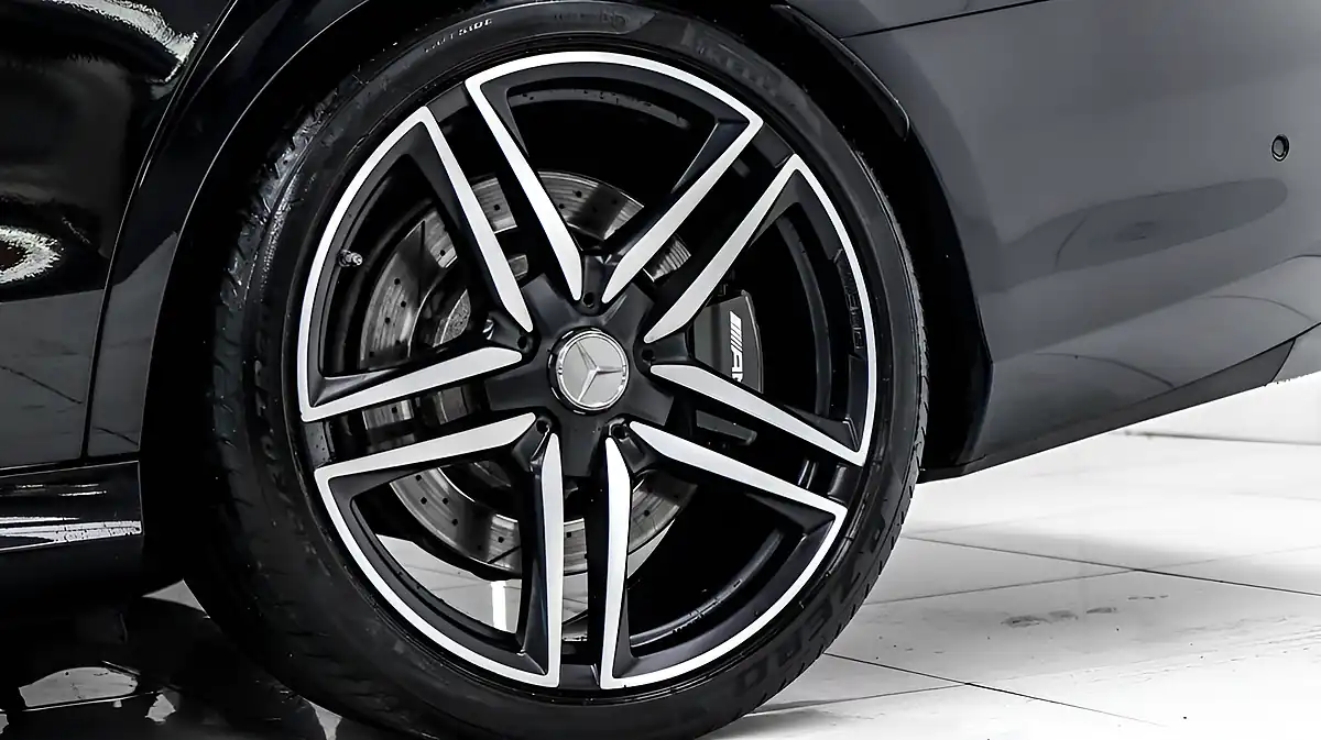 Used 2019 Mercedes-Benz E-Class AMG Black - Interior and Exterior details 12