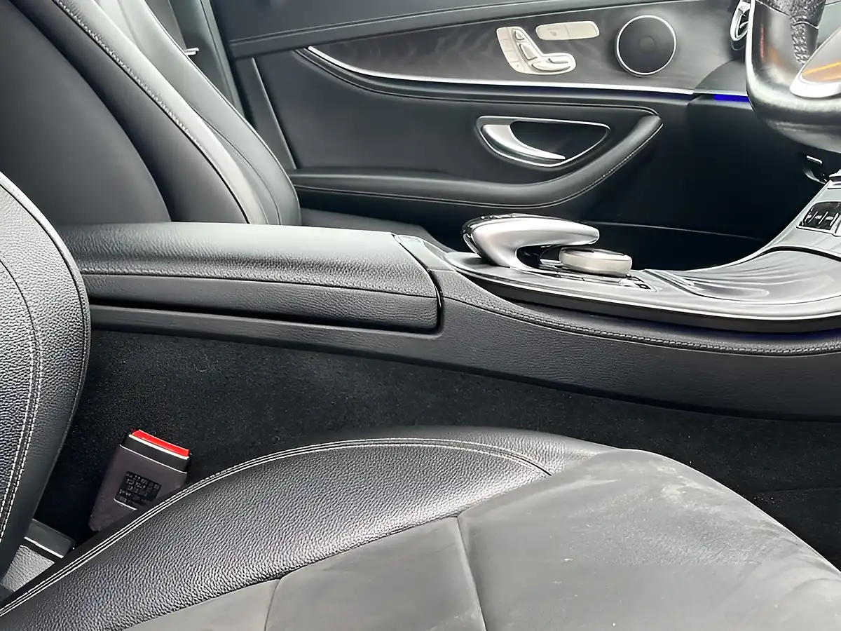 Used 2019 Mercedes-Benz E Class AMG Line Premium Blue - Interior and Exterior details 16