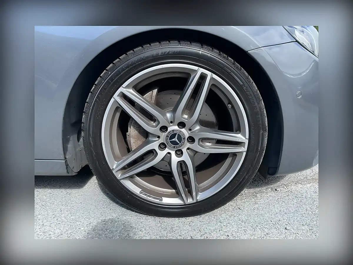 Used 2019 Mercedes-Benz E Class AMG Line (premium) Grey - Interior and Exterior details 19