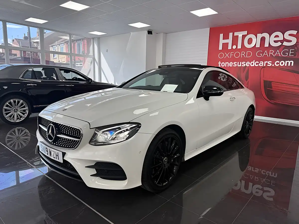 Used 2019 Mercedes-Benz E Class AMG Line (premium Plus) White - Interior and Exterior details 12
