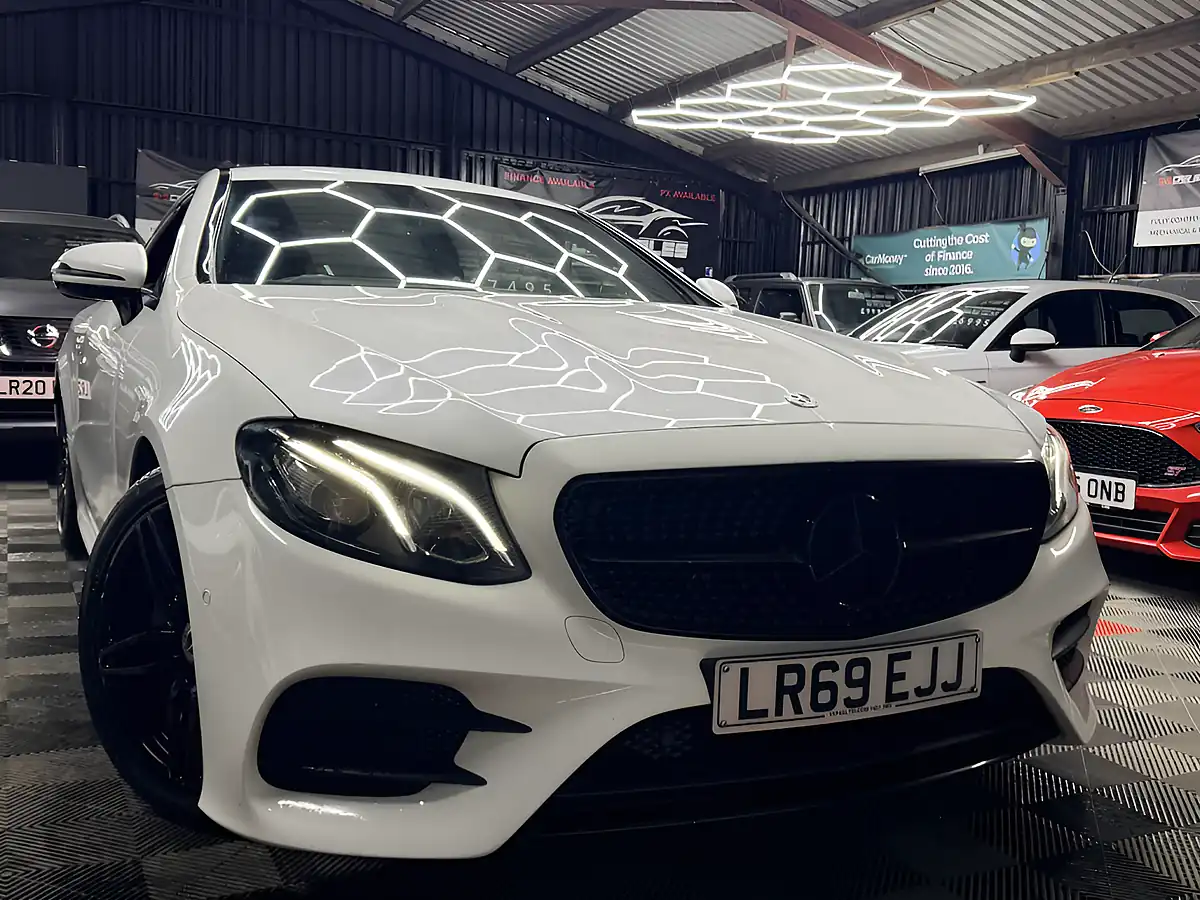Used 2019 Mercedes-Benz E Class AMG Line White - Front View