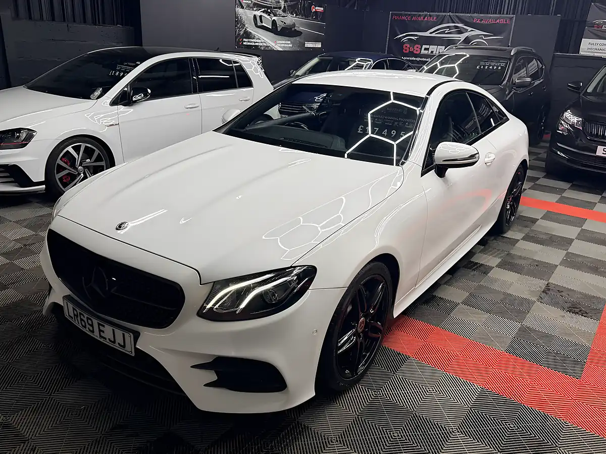 Used 2019 Mercedes-Benz E Class AMG Line White - Interior and Exterior details 6