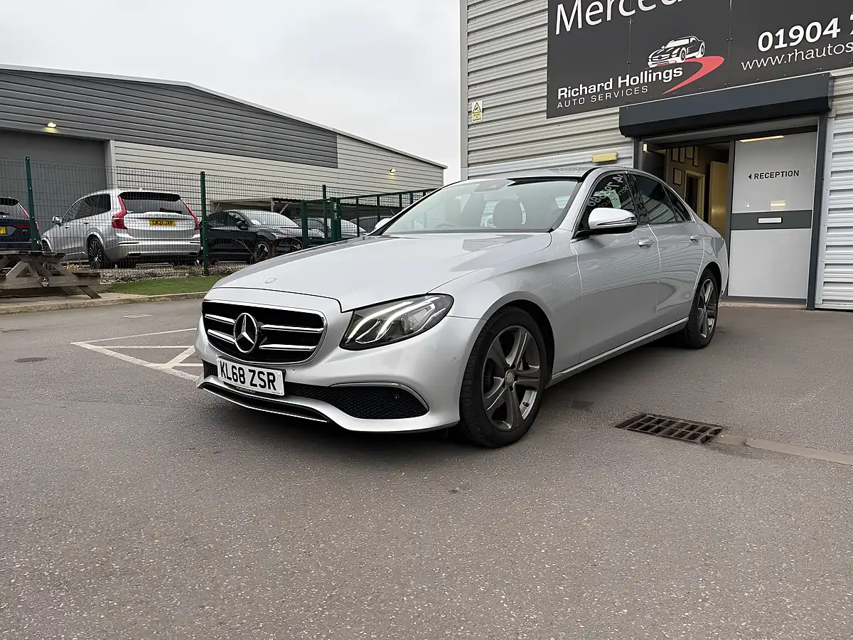 Used 2019 Mercedes-Benz E Class Se Silver - Interior and Exterior details 8