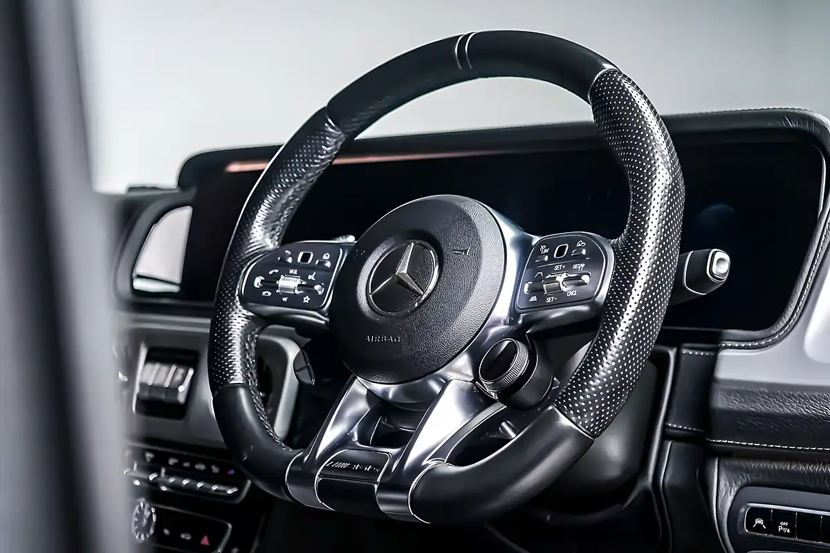 Used 2019 Mercedes-Benz G Class G63 AMG Selenite Grey - Interior and Exterior details 17