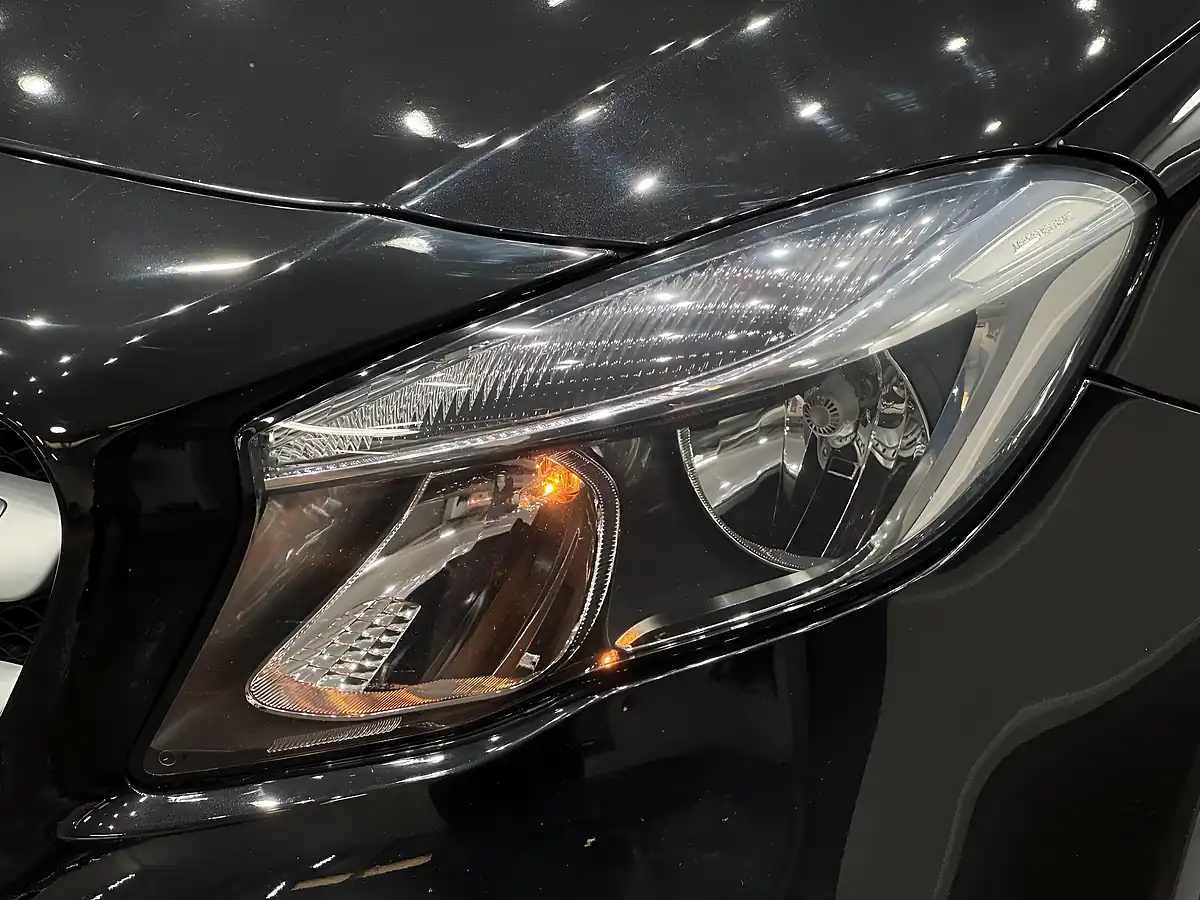 Used 2019 Mercedes-Benz Gla AMG Line Black - Interior and Exterior details 8