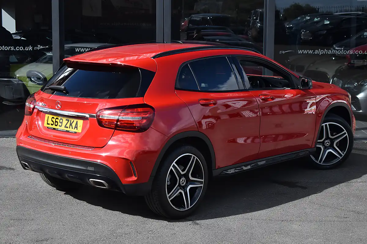 Used 2019 Mercedes-Benz Gla AMG Line Edition Jupiter Red - Interior and Exterior details 5