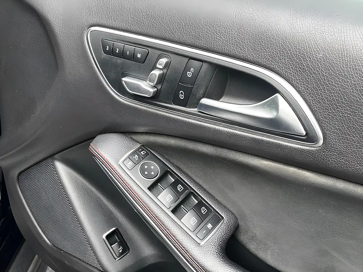 Used 2019 Mercedes-Benz Gla AMG Line Edition Plus Black - Interior and Exterior details 20