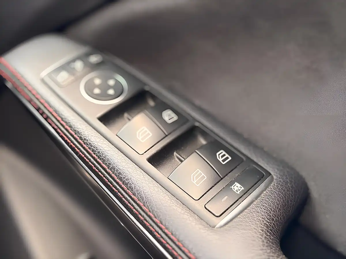 Used 2019 Mercedes-Benz Gla AMG Line Edition Plus Grey - Interior and Exterior details 17