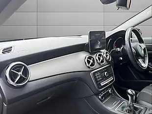 Used 2019 Mercedes-Benz Gla Class Urban Edition Red - Interior and Exterior details 12