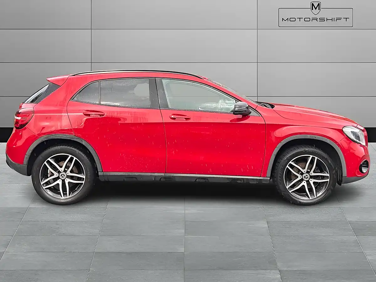 Used 2019 Mercedes-Benz Gla Class Urban Edition Red - Interior and Exterior details 7