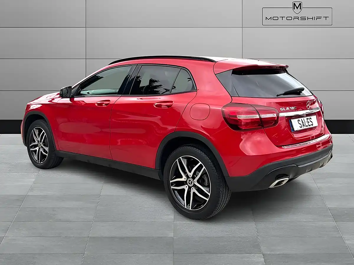 Used 2019 Mercedes-Benz Gla Class Urban Edition Red - Interior and Exterior details 9