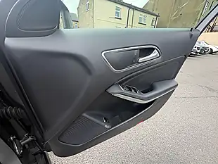Used 2019 Mercedes-Benz Gla Se Executive Grey - Interior and Exterior details 13