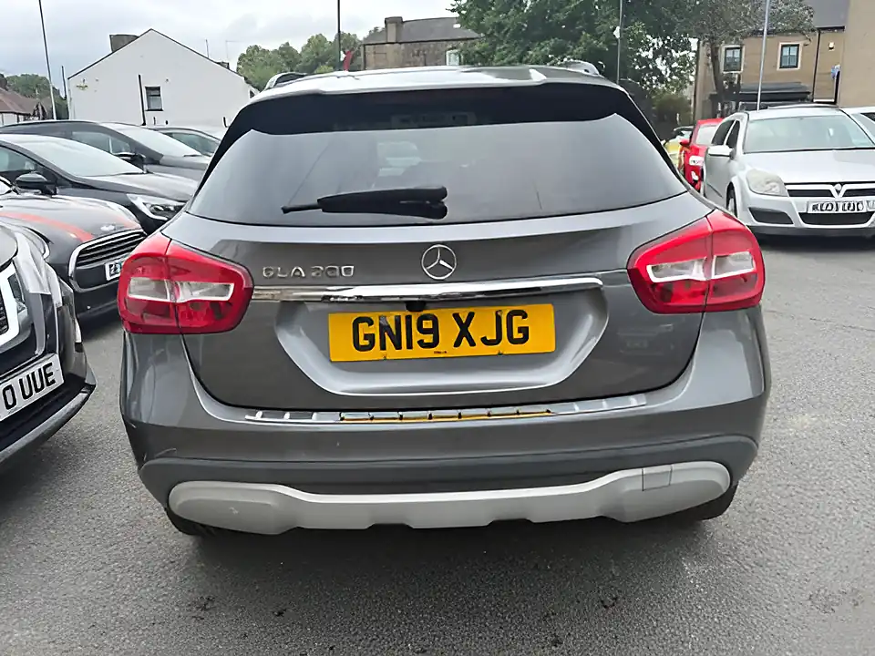 Used 2019 Mercedes-Benz Gla Se Executive Grey - Interior and Exterior details 5