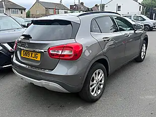 Used 2019 Mercedes-Benz Gla Se Executive Grey - Interior and Exterior details 7