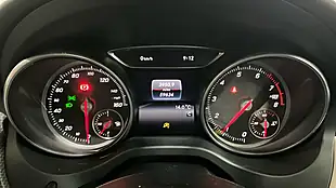 Used 2019 Mercedes-Benz Gla Se (executive) Grey - Interior and Exterior details 9