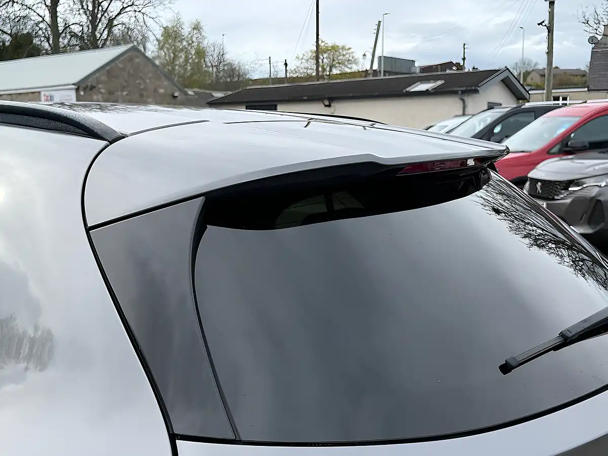 Used 2019 Mercedes-Benz Gla Se Mountain Grey - Interior and Exterior details 12