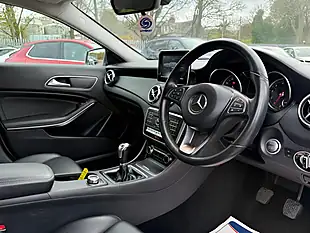 Used 2019 Mercedes-Benz Gla Se Mountain Grey - Interior and Exterior details 16