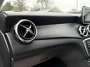 Used 2019 Mercedes-Benz Gla Se Mountain Grey - Interior and Exterior details 18